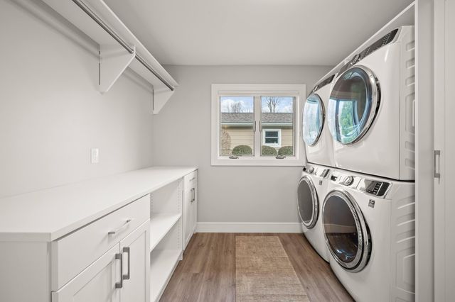 5363 Paw Paw Lake Road, Coloma, MI 49038