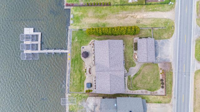 5363 Paw Paw Lake Road, Coloma, MI 49038