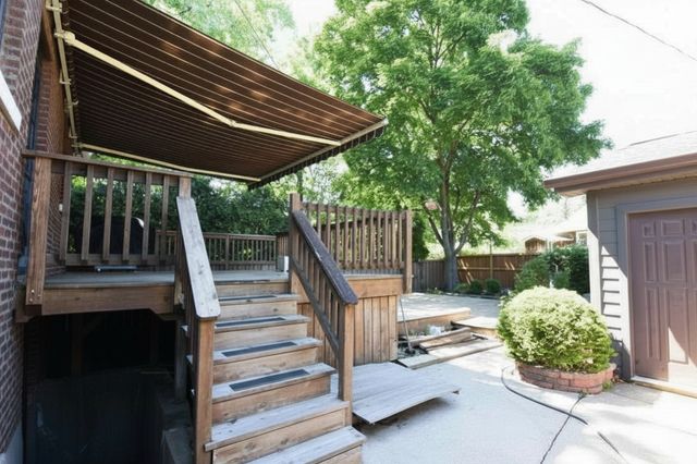 8502 Parkview Avenue, Brookfield, IL 60513