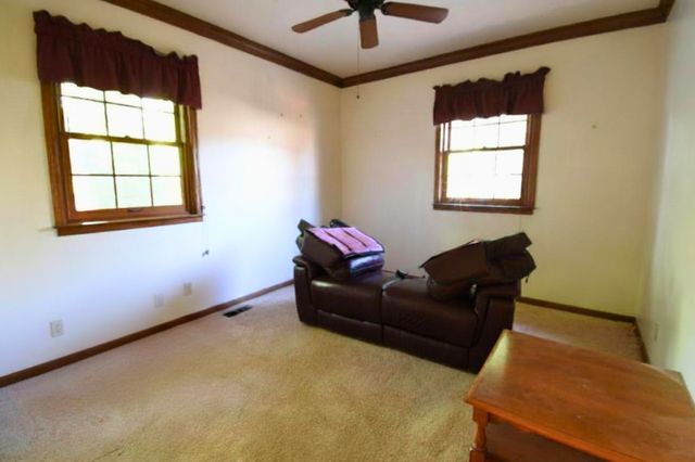 8502 Parkview Avenue, Brookfield, IL 60513