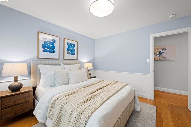 6611 Ascot Dr, Oakland, CA 94611