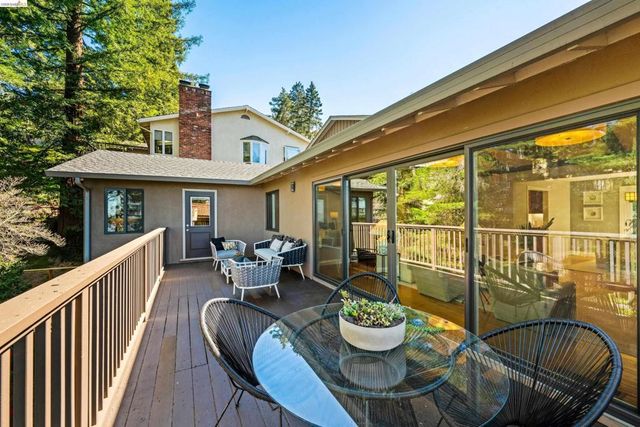 6611 Ascot Dr, Oakland, CA 94611