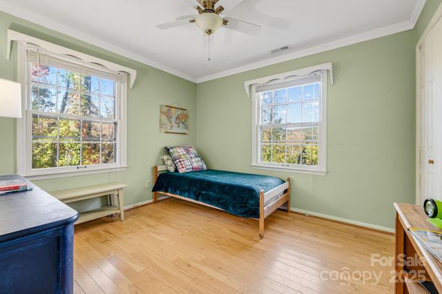 203 Davis Mountain Road, Laurel Park, NC 28739