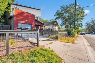 121 Alabama St., San Antonio, TX 78203