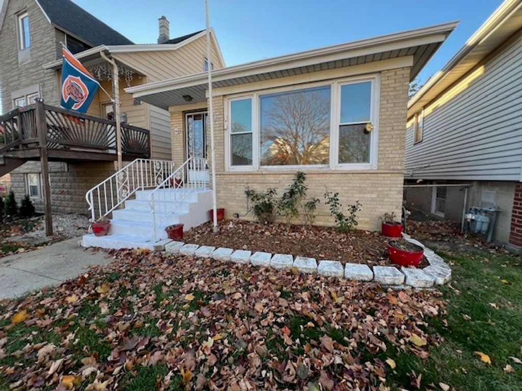 3704 S 53rd Avenue, Cicero, IL 60804