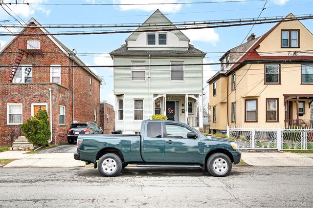 240 S 10th Avenue, Mount Vernon, NY 10550