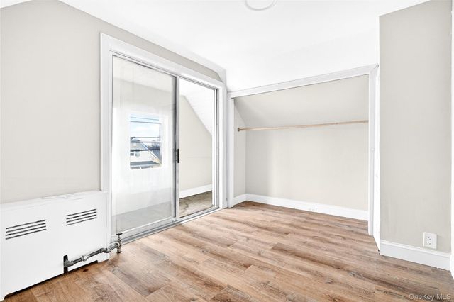240 S 10th Avenue, Mount Vernon, NY 10550