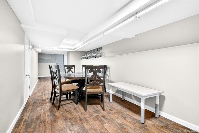 240 S 10th Avenue, Mount Vernon, NY 10550