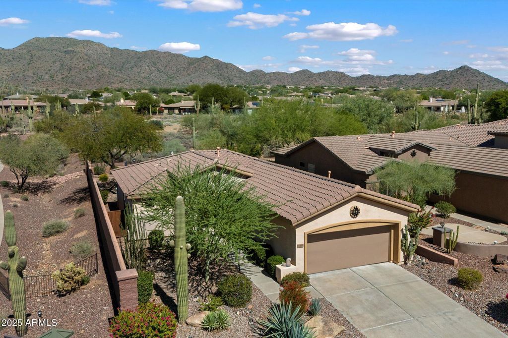 2366 W MUIRFIELD Drive, Anthem, AZ 85086 — photo 5