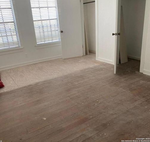 2506 W Mulberry Ave, San Antonio, TX 78228