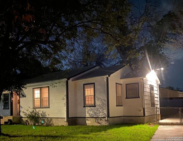 2506 W Mulberry Ave, San Antonio, TX 78228