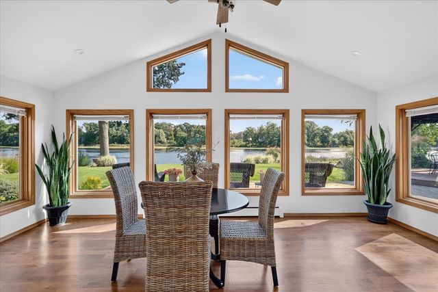 12937 Bayview Drive, Vicksburg, MI 49097