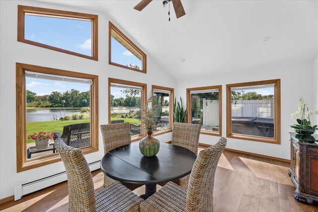 12937 Bayview Drive, Vicksburg, MI 49097