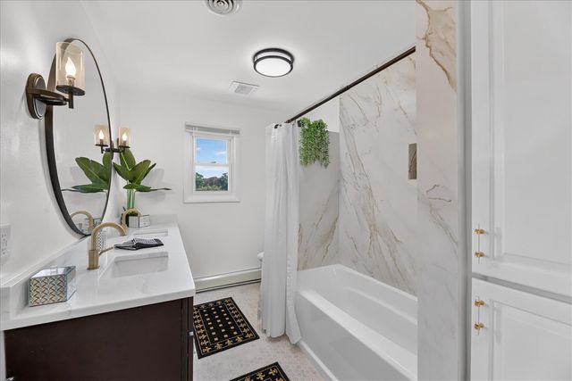 12937 Bayview Drive, Vicksburg, MI 49097