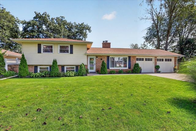12937 Bayview Drive, Vicksburg, MI 49097