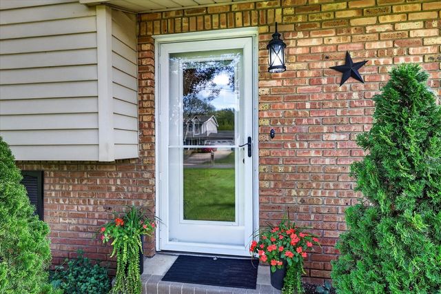 12937 Bayview Drive, Vicksburg, MI 49097