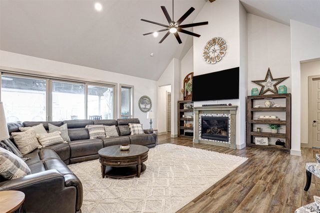 202 Wimberley Drive, Haslet, TX 76052