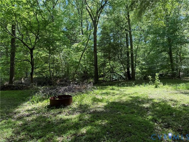 6714 Belmont Rd, Chesterfield, VA 23832