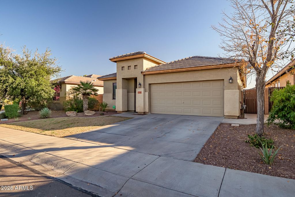 17709 W Statler Drive, Surprise, AZ 85388
