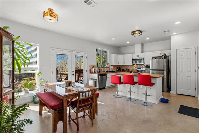 209 Iva LN, Bastrop, TX 78602