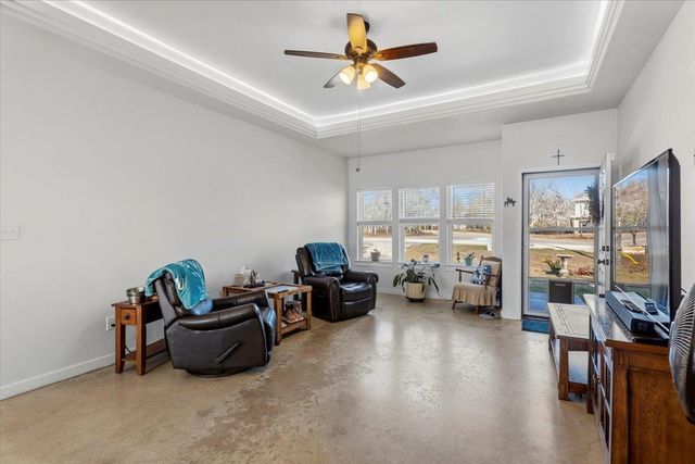 209 Iva LN, Bastrop, TX 78602