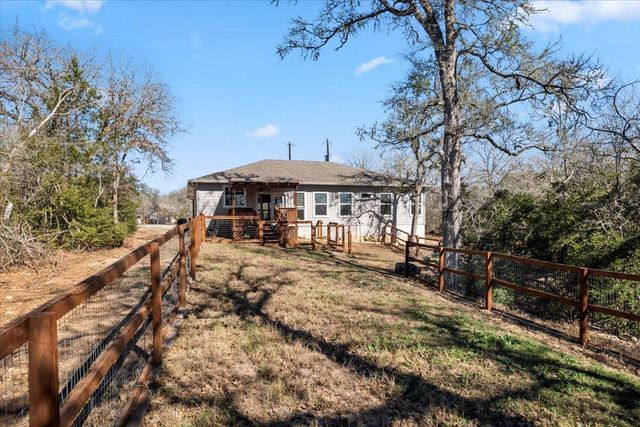 209 Iva LN, Bastrop, TX 78602