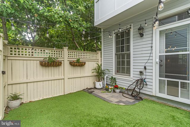 944 N COLUMBUS ST, Alexandria, VA 22314