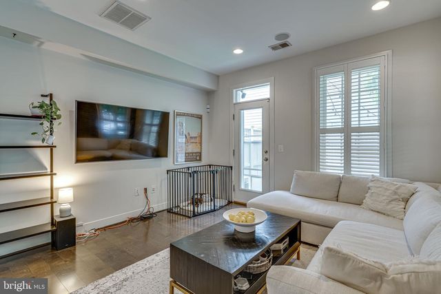 944 N COLUMBUS ST, Alexandria, VA 22314