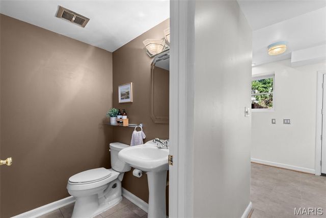 7441 Kingsbury Boulevard, St Louis, MO 63130