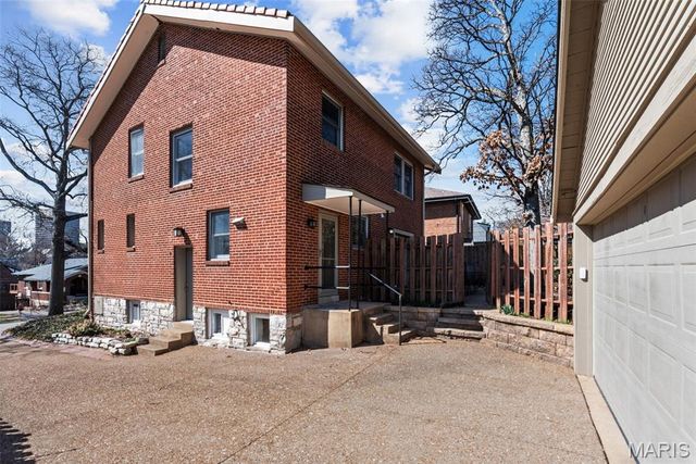 7441 Kingsbury Boulevard, St Louis, MO 63130