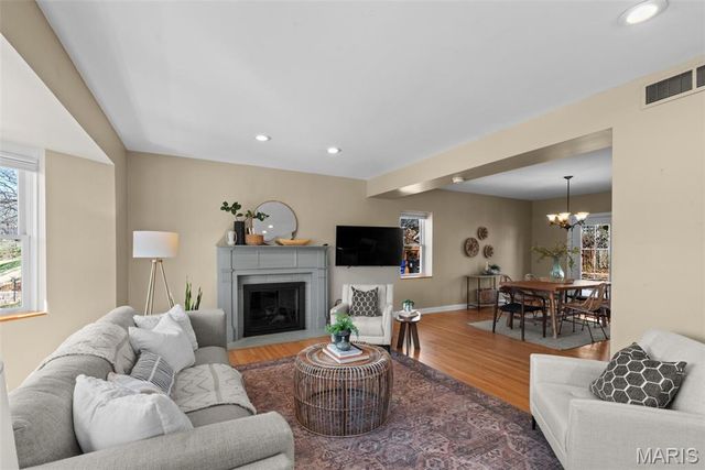 7441 Kingsbury Boulevard, St Louis, MO 63130