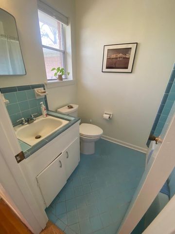 1609 Pin Oak Drive, Huntsville, TX 77340