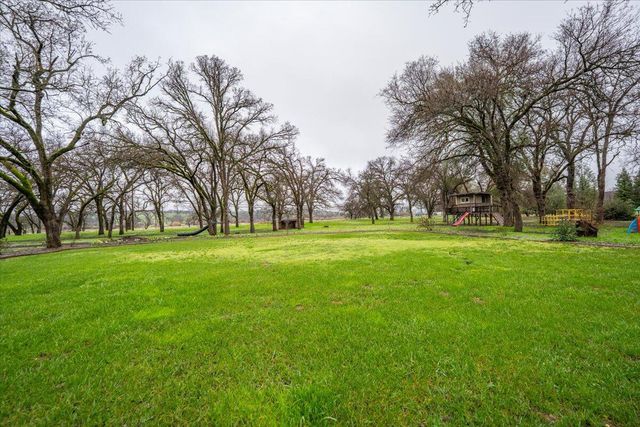 18615 Bowman Road, Cottonwood, CA 96022