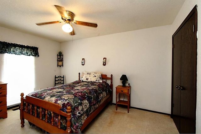 1823 W Rose Oak Drive, Mustang, OK 73064
