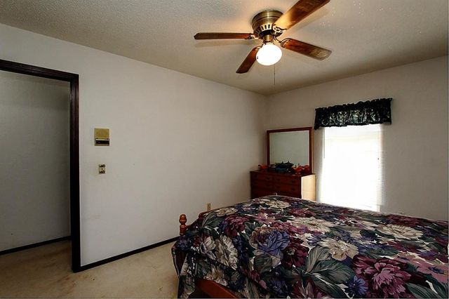 1823 W Rose Oak Drive, Mustang, OK 73064
