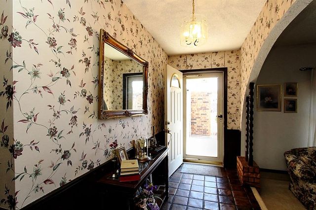 1823 W Rose Oak Drive, Mustang, OK 73064