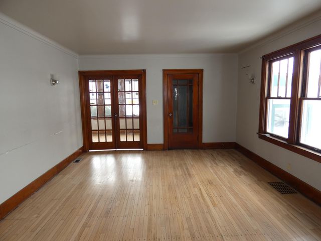 627 E Main Street, Benton Harbor City, MI 49022