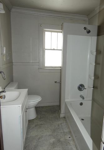 627 E Main Street, Benton Harbor City, MI 49022