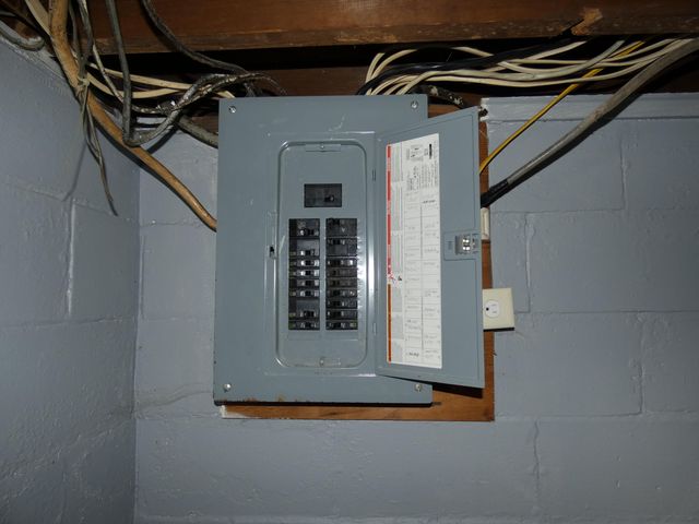 627 E Main Street, Benton Harbor City, MI 49022