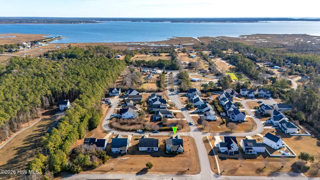 101 Scouts Bend Road, Beaufort, NC 28516