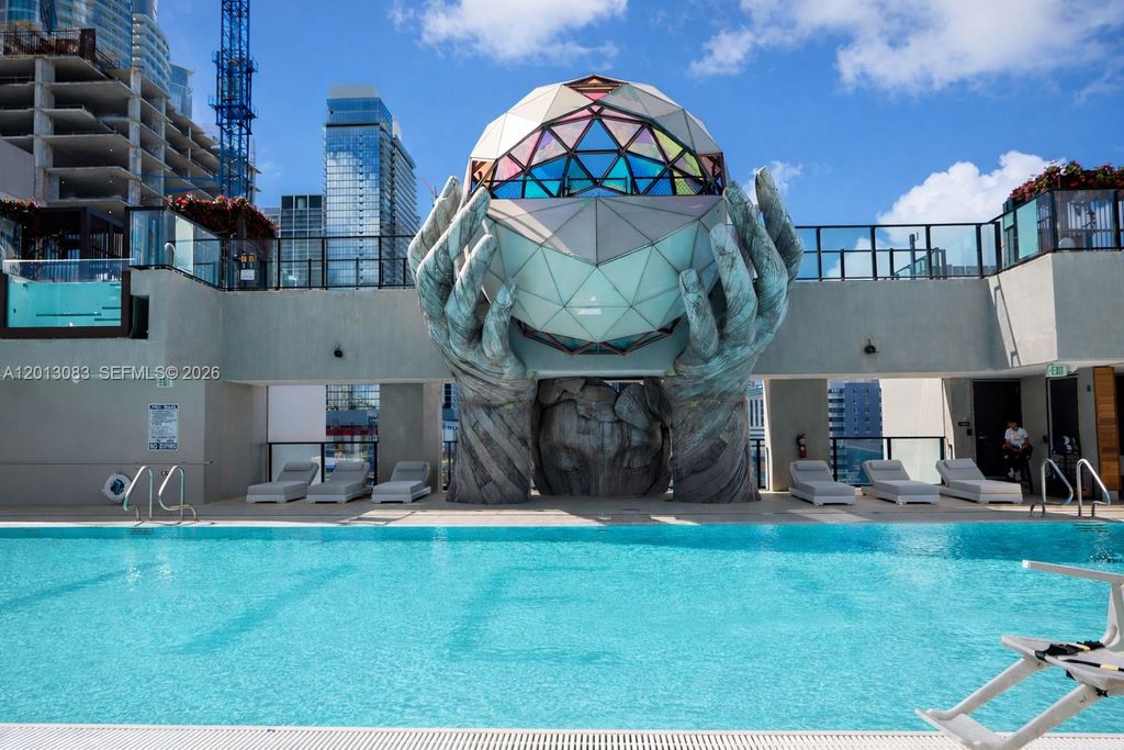 20 NE 11 st 3403B, Miami, FL 33132