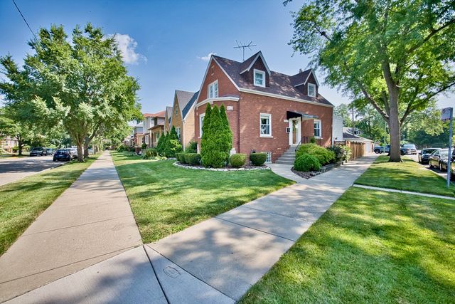 5974 W Miami Avenue, Chicago, IL 60646