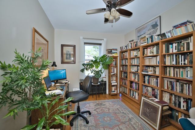 5974 W Miami Avenue, Chicago, IL 60646