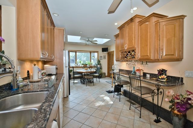 5974 W Miami Avenue, Chicago, IL 60646