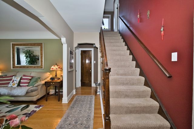 5974 W Miami Avenue, Chicago, IL 60646