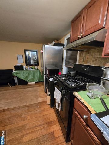 381 Mola Boulevard, Elmwood Park, NJ 07407