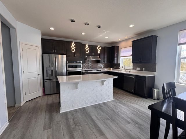 3906 112th Circle NE, Blaine, MN 55449