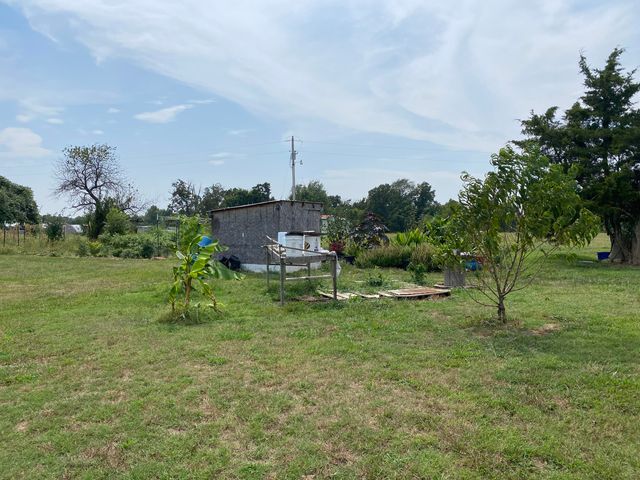 17335 E 390 Road, Jay, OK 74346