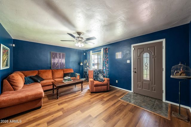2144 W Whitton Avenue, Phoenix, AZ 85015