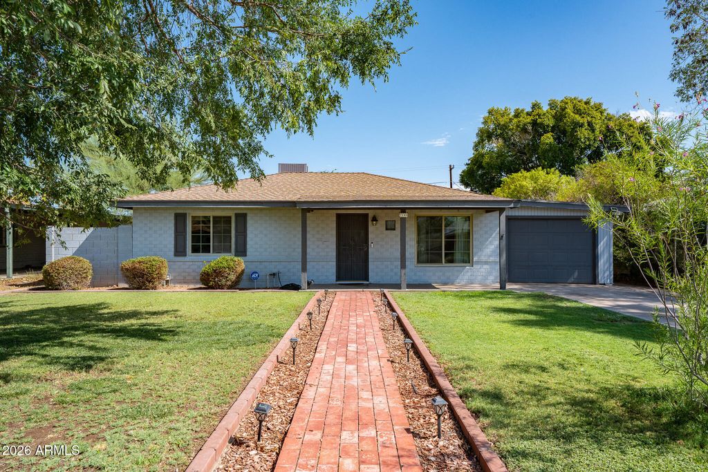 2144 W Whitton Avenue, Phoenix, AZ 85015